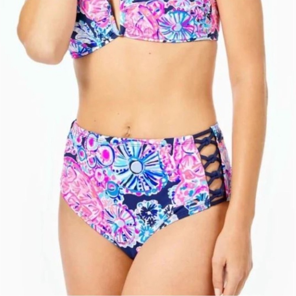 Lilly Pulitzer Bikini Set Niall Top Sz 2 Ruby Bottom Sz 6 Turtle Amazement Navy - Picture 2 of 14